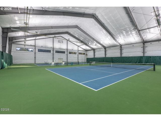 6315 Sw ARBOR Dr, South Beach, OR 97366