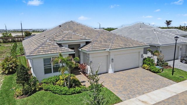 9483 SW Pinnacle Place N, Port St. Lucie, Port St Lucie, FL 34987