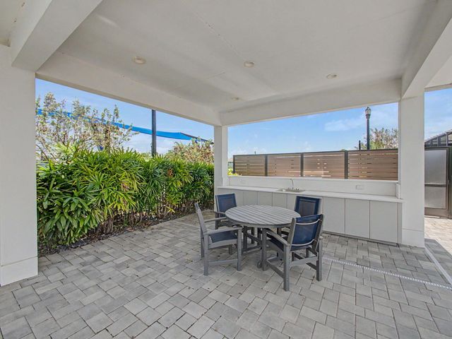 9483 SW Pinnacle Place N, Port St. Lucie, Port St Lucie, FL 34987