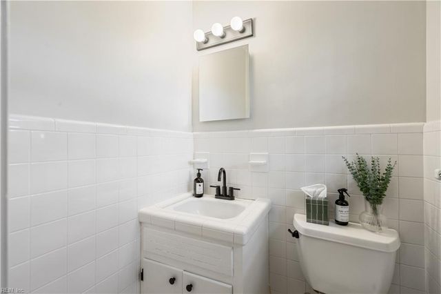 4325 Twin Pines RD, Portsmouth, VA 23703