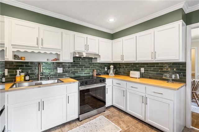 4325 Twin Pines RD, Portsmouth, VA 23703