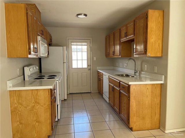 2311 Dora Jeanne A, Mission, TX 78574