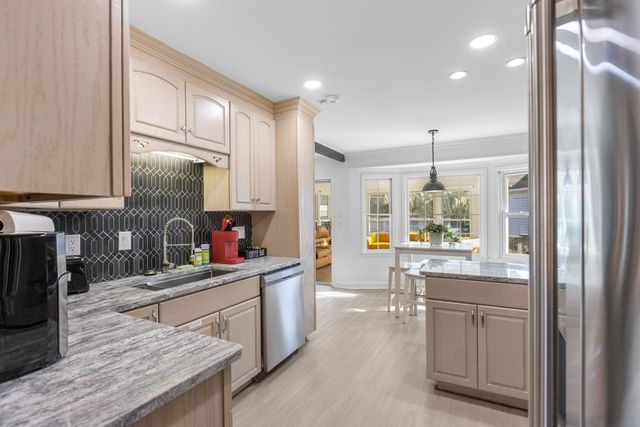 5320 Waterview Drive, North Charleston, SC 29418