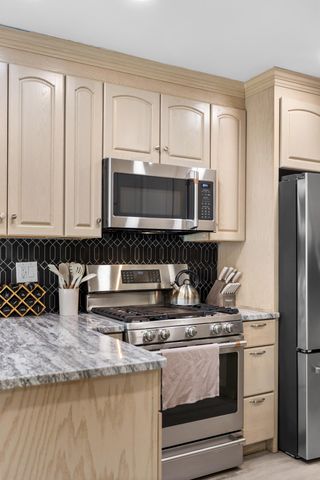 5320 Waterview Drive, North Charleston, SC 29418