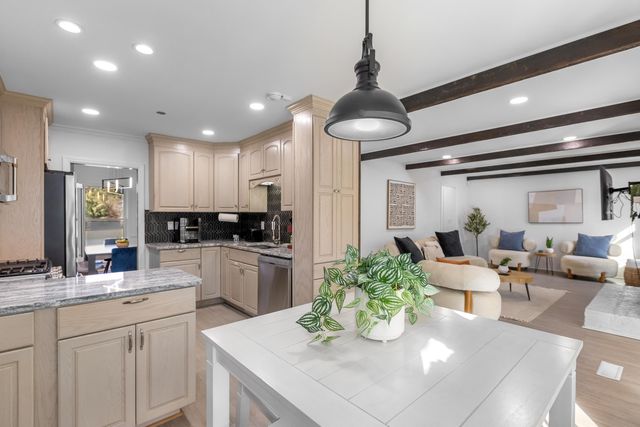 5320 Waterview Drive, North Charleston, SC 29418