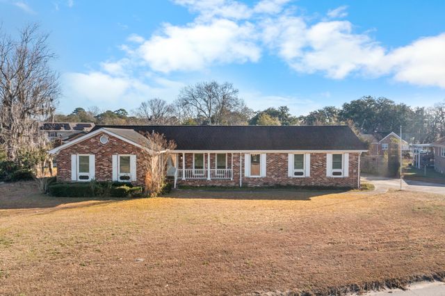 5320 Waterview Drive, North Charleston, SC 29418