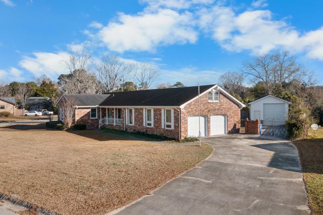 5320 Waterview Drive, North Charleston, SC 29418