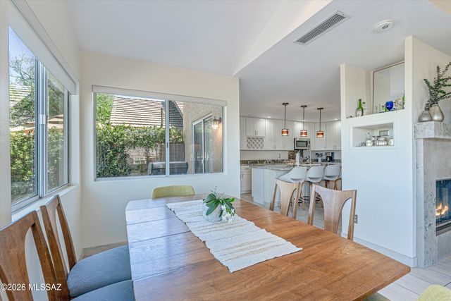 4056 E Vía Del Buho, Tucson, AZ 85718