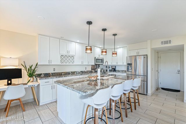 4056 E Vía Del Buho, Tucson, AZ 85718