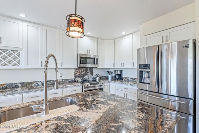 4056 E Vía Del Buho, Tucson, AZ 85718