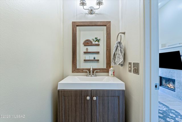 4056 E Vía Del Buho, Tucson, AZ 85718