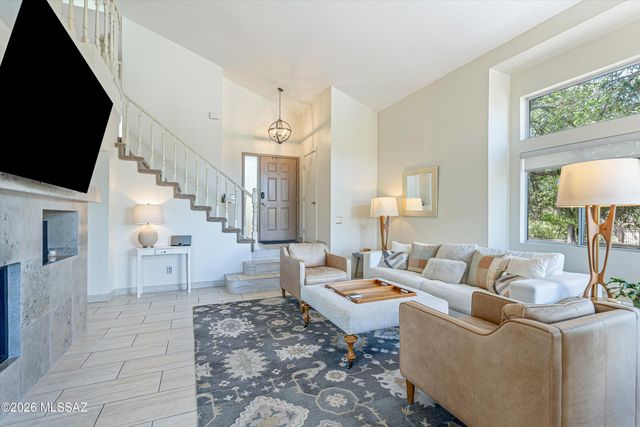 4056 E Vía Del Buho, Tucson, AZ 85718