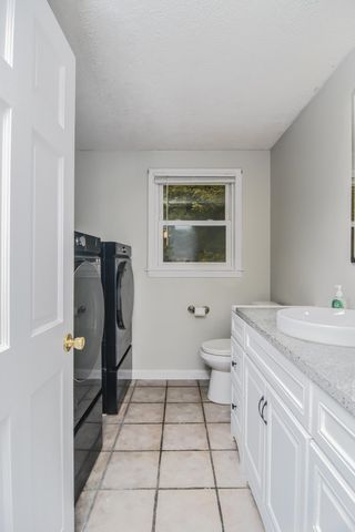 128 Page Road, Litchfield, NH 03054