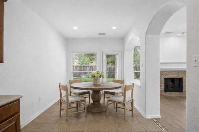 8919 Summer Ash Lane, Sugar Land, TX 77479