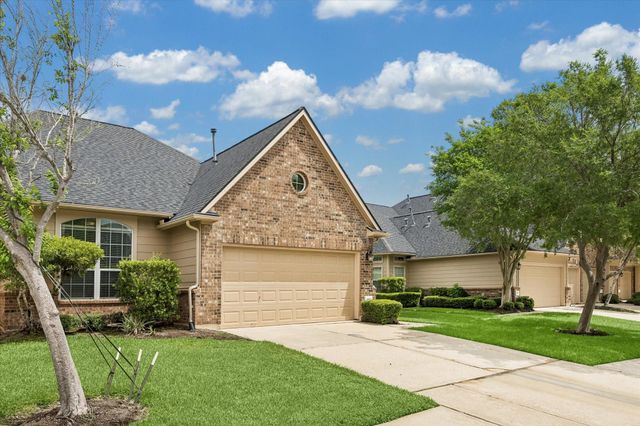 8919 Summer Ash Lane, Sugar Land, TX 77479