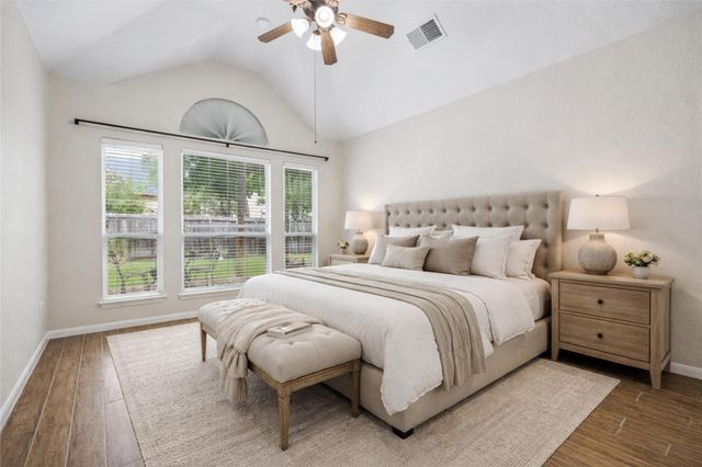 8919 Summer Ash Lane, Sugar Land, TX 77479