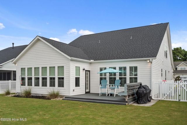 310 Lightning Bug Lane, Holly Ridge, NC 28445
