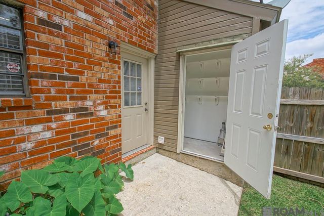 15836 Maison Orleans Ct, Baton Rouge, LA 70817