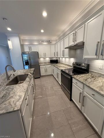 9317 Woodhurst DR, Naples, FL 34120
