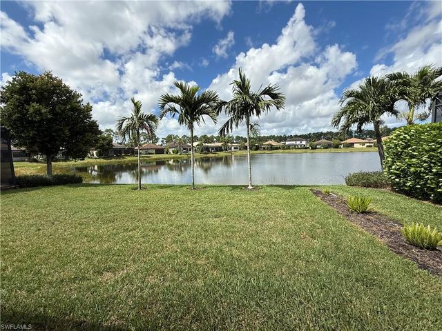 9317 Woodhurst DR, Naples, FL 34120