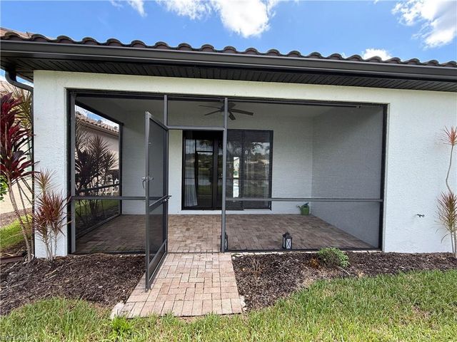 9317 Woodhurst DR, Naples, FL 34120
