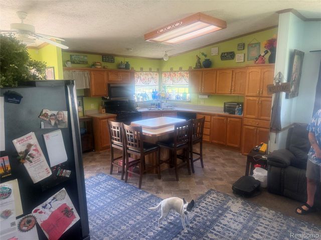 5716 Falkenbury Road, Deerfield Township, MI 48461
