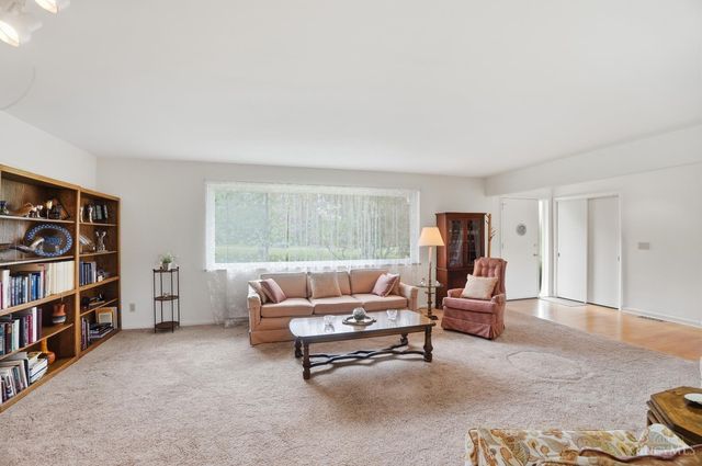 3100 E Galbraith Road, Amberley, OH 45236