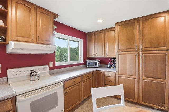 3100 E Galbraith Road, Amberley, OH 45236