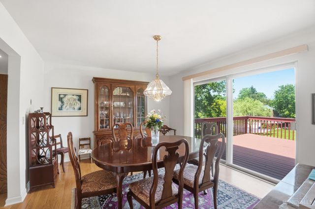 3100 E Galbraith Road, Amberley, OH 45236