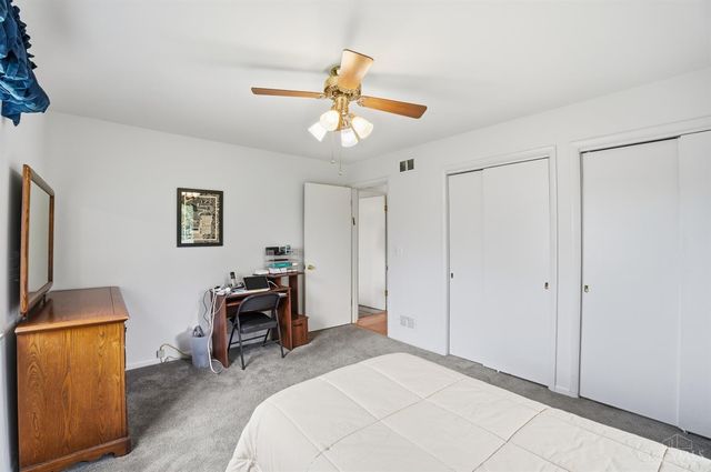 3100 E Galbraith Road, Amberley, OH 45236