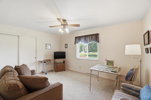 3100 E Galbraith Road, Amberley, OH 45236