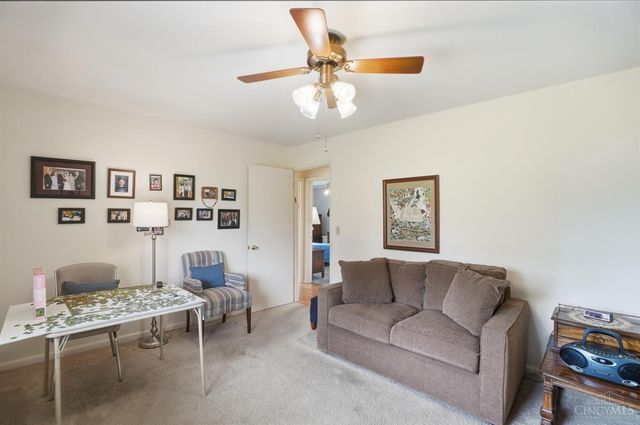 3100 E Galbraith Road, Amberley, OH 45236