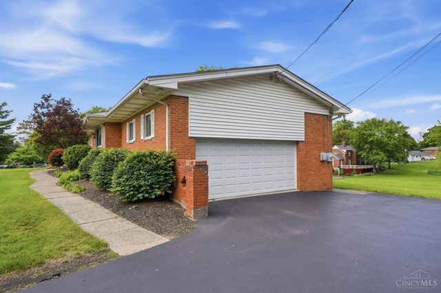 3100 E Galbraith Road, Amberley, OH 45236