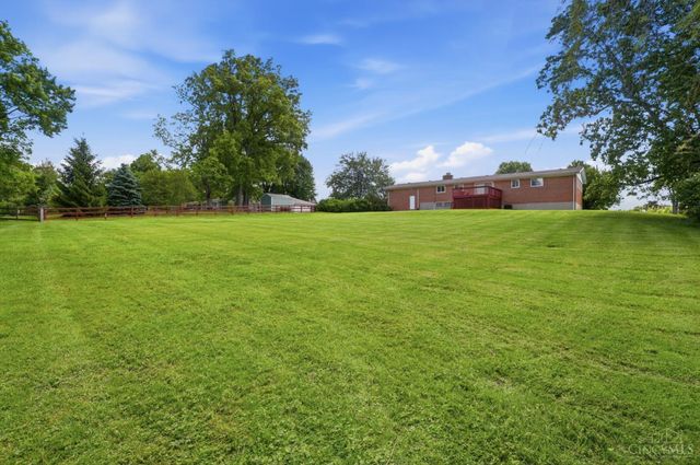 3100 E Galbraith Road, Amberley, OH 45236