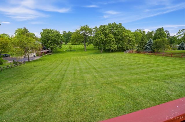 3100 E Galbraith Road, Amberley, OH 45236