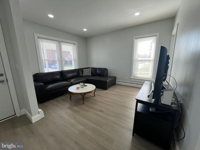 1229 LEHMAN ST, Lebanon, PA 17046