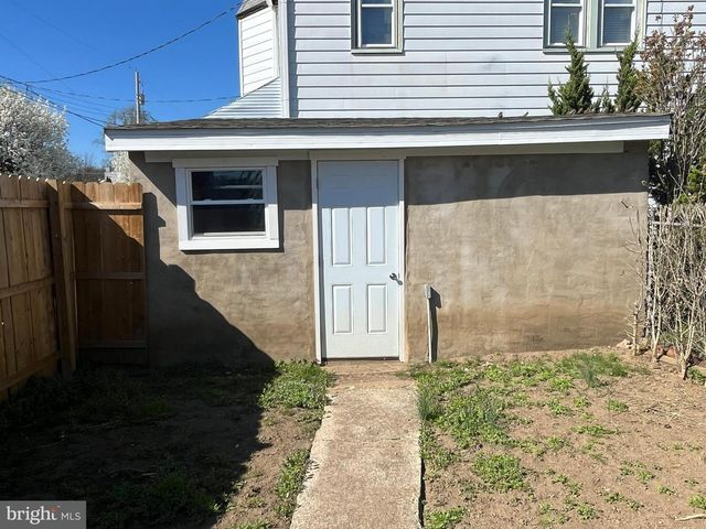 1229 LEHMAN ST, Lebanon, PA 17046