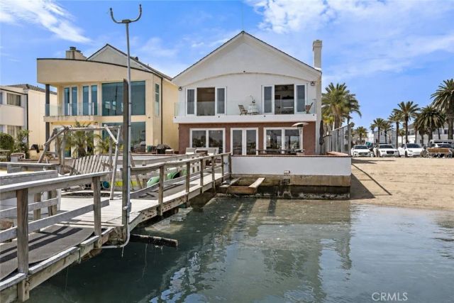 1444 W Bay Avenue, Newport Beach, CA 92661