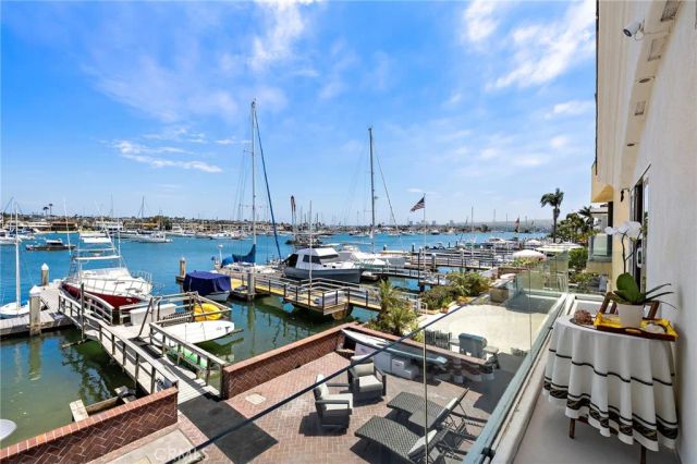 1444 W Bay Avenue, Newport Beach, CA 92661