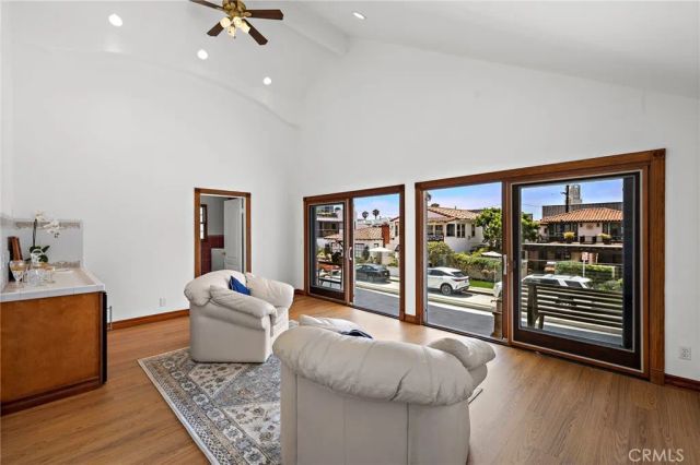 1444 W Bay Avenue, Newport Beach, CA 92661