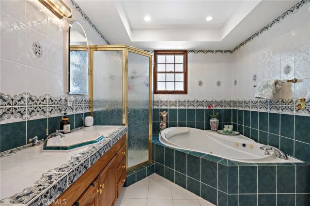 1444 W Bay Avenue, Newport Beach, CA 92661