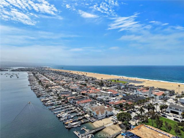 1444 W Bay Avenue, Newport Beach, CA 92661