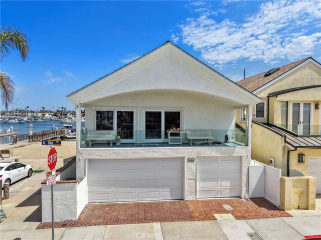 1444 W Bay Avenue, Newport Beach, CA 92661
