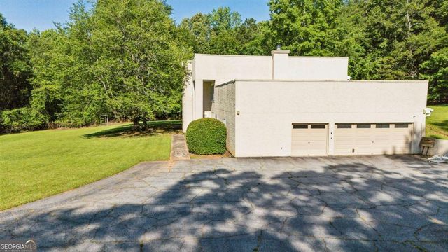 110 Bridger Point Road, Fayetteville, GA 30215
