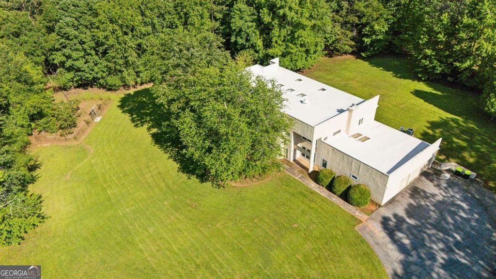 110 Bridger Point Road, Fayetteville, GA 30215