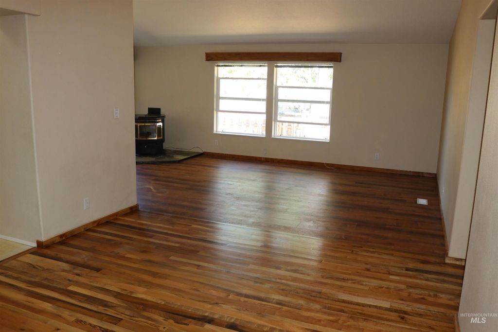 175 W Cassia Ave., Richfield, ID 83349 photo 5