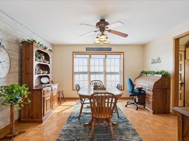 201 3rd Ave SE, Oelwein, IA 50662