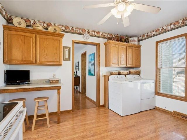 201 3rd Ave SE, Oelwein, IA 50662