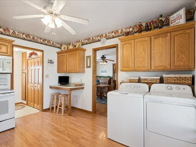 201 3rd Ave SE, Oelwein, IA 50662