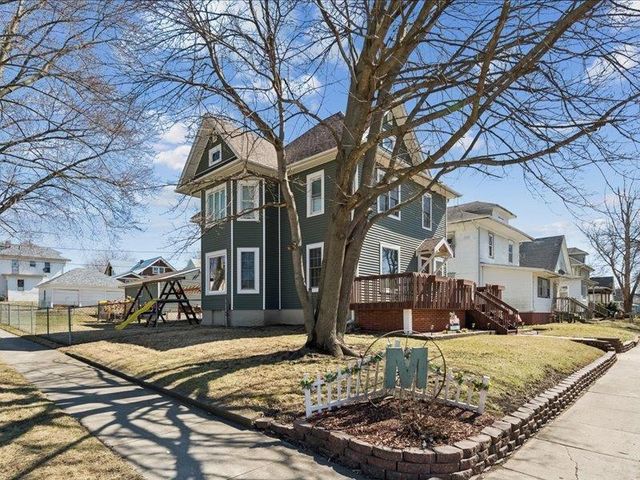 201 3rd Ave SE, Oelwein, IA 50662